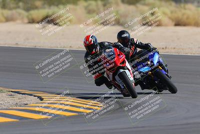 media/Oct-08-2022-SoCal Trackdays (Sat) [[1fc3beec89]]/Turn 10 (945am)/